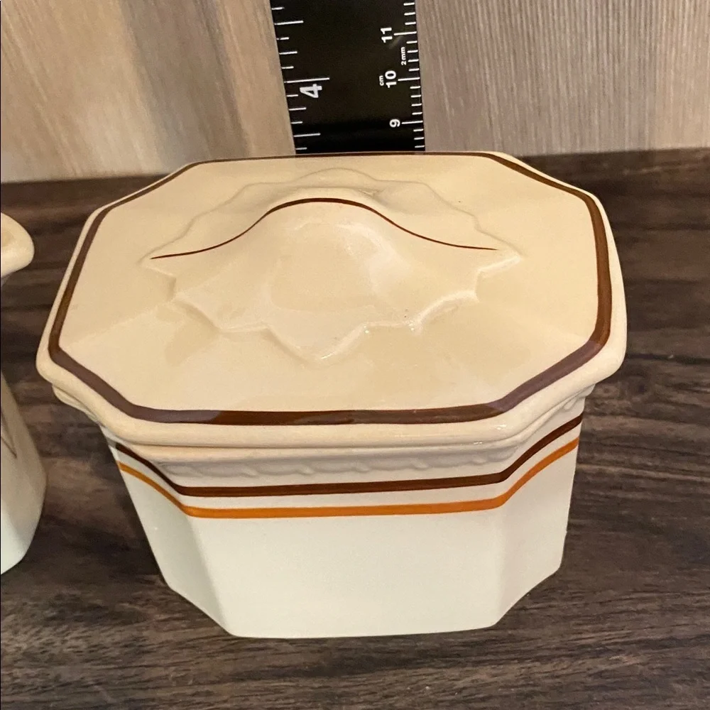 Syracuse China elegant ceramic